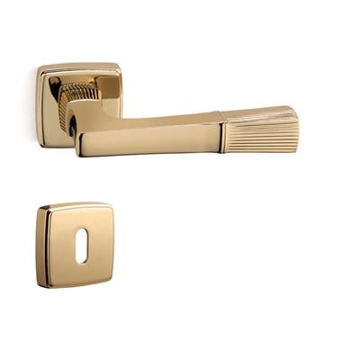 Lucına Rozetli Kapı Kolu Takımı Altın Renk