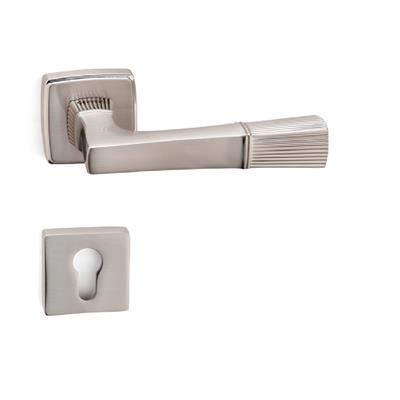 Lucına Rozetli Kapı Kolu Takımı Saten Renk