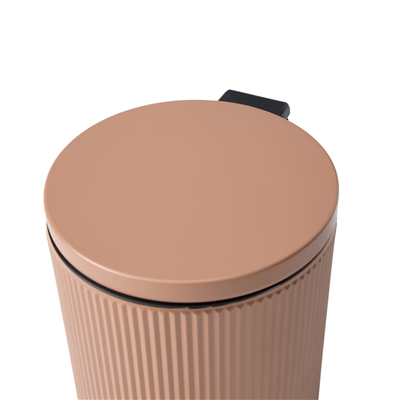 Lumi Kanallı Pedallı Çöp Kovası 5 L Terracotta