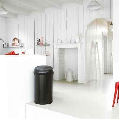 Matt Black Dokunmatik Çöp Kutusu 60 Lt 