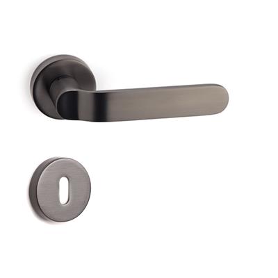 Opal Rozetli Kapı Kolu Takımı Füme Renk