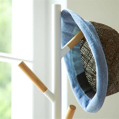 Plaın Ayaklı Beyaz Askılık 177 cm