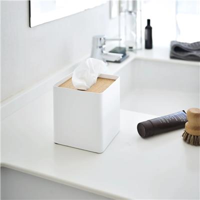 Rın Ahşap Kapaklı Kare Mendil Kutusu Beyaz Renk 13x13x15,5 cm