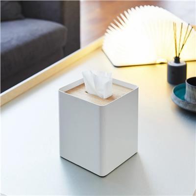 Rın Ahşap Kapaklı Kare Mendil Kutusu Beyaz Renk 13x13x15,5 cm