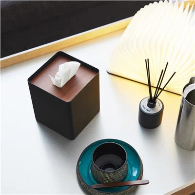 Rın Ahşap Kapaklı Kare Mendil Kutusu Siyah Renk 13x13x15,5 cm