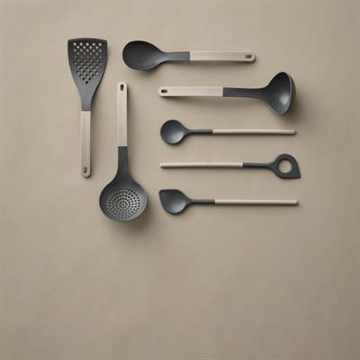 Rosti Optima Delikli Ve Renkli Saplı Karıştırma Kaşığı 31 Cm