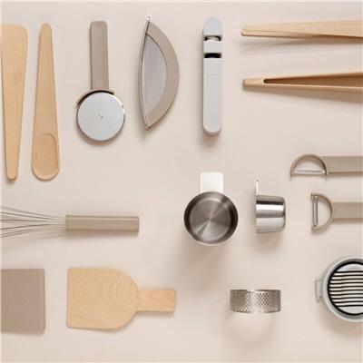 Singles Pizza Kesici Siyah 8 X 20 cm