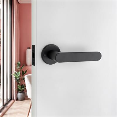 Solo Otel Tipi Kendinden Kilitli Kapı Kolu Siyah Renk