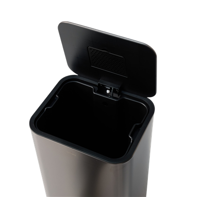 Square Mat Metalik Açık Gri Pedallı Çöp Kovası 30 L