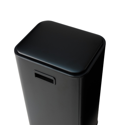 Square Mat Siyah Pedallı Çöp Kovası 30 L