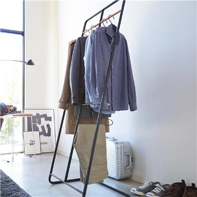 Tower Ayaklı Askılık Çelik Siyah Y: 163 cm