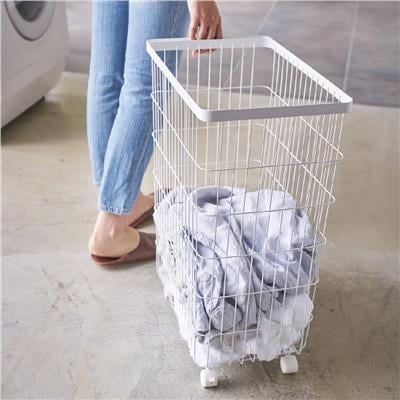 Tower Tekerlekli Çamaşır Sepeti Beyaz 55 Lt