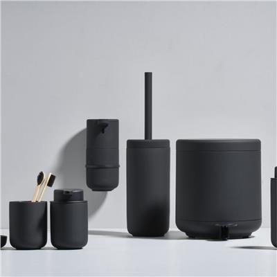 Ume Pedallı Çöp Kovası 4 L Siyah