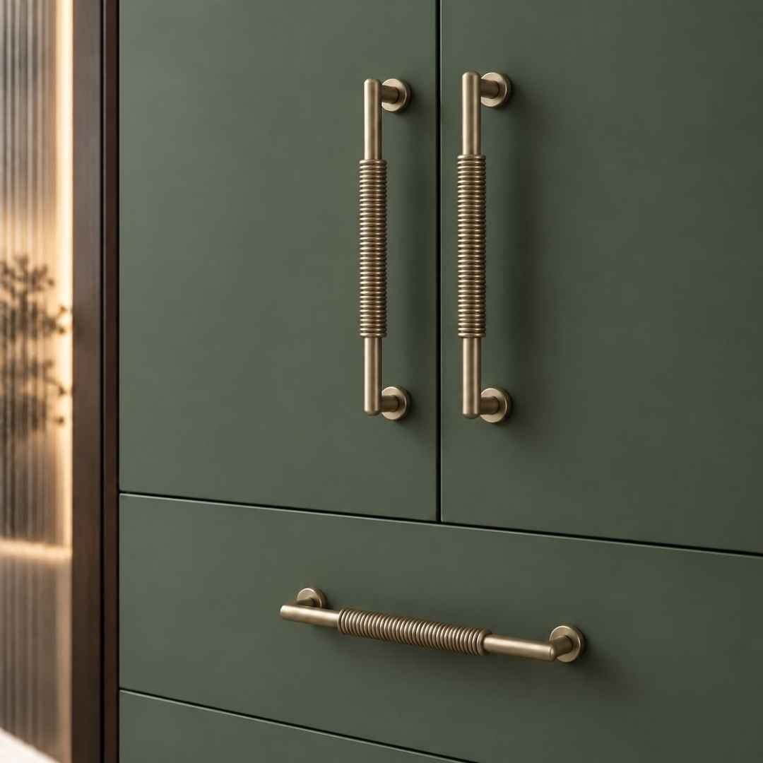 4868 Modern Kulp Altın Saten Renk