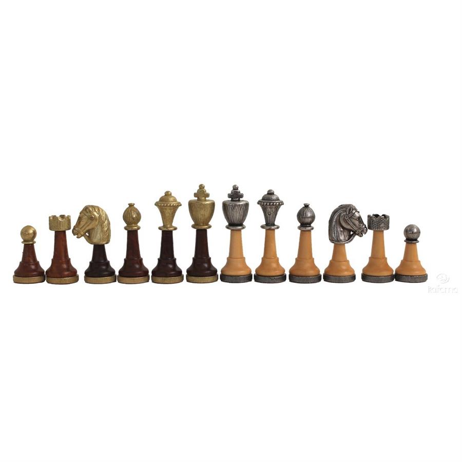 Metal Ve Ahşaptan Yapılmış Satranç Taşları - Re: Ht. 7,5 Cm - Çap. Cm 2,5