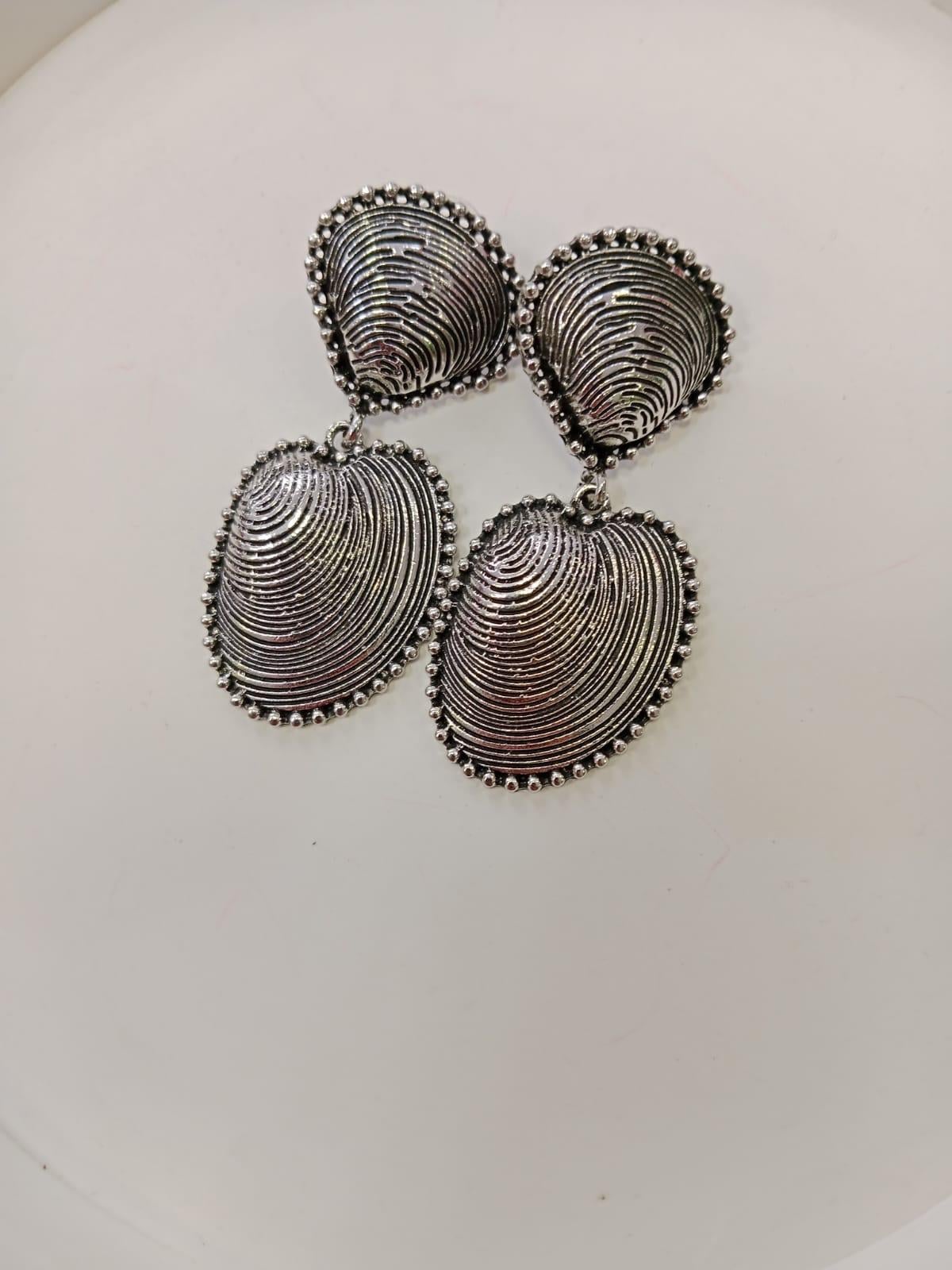 100 Deniz Kabuğu Küpe 