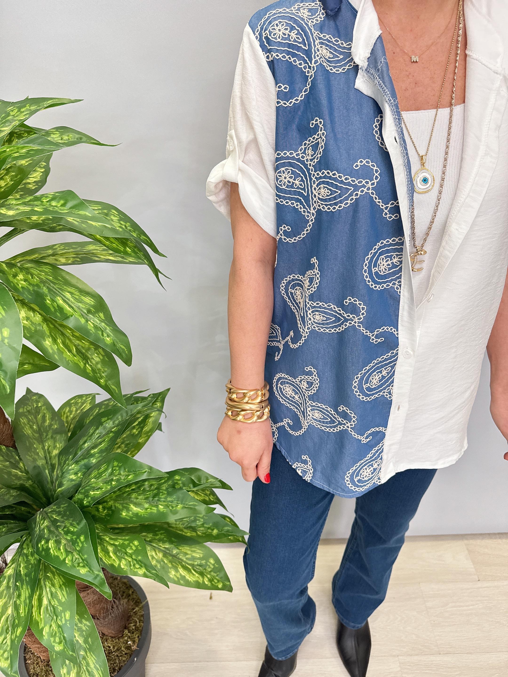 1245 İTALYAN NAKIŞ DETAY GÖMLEK