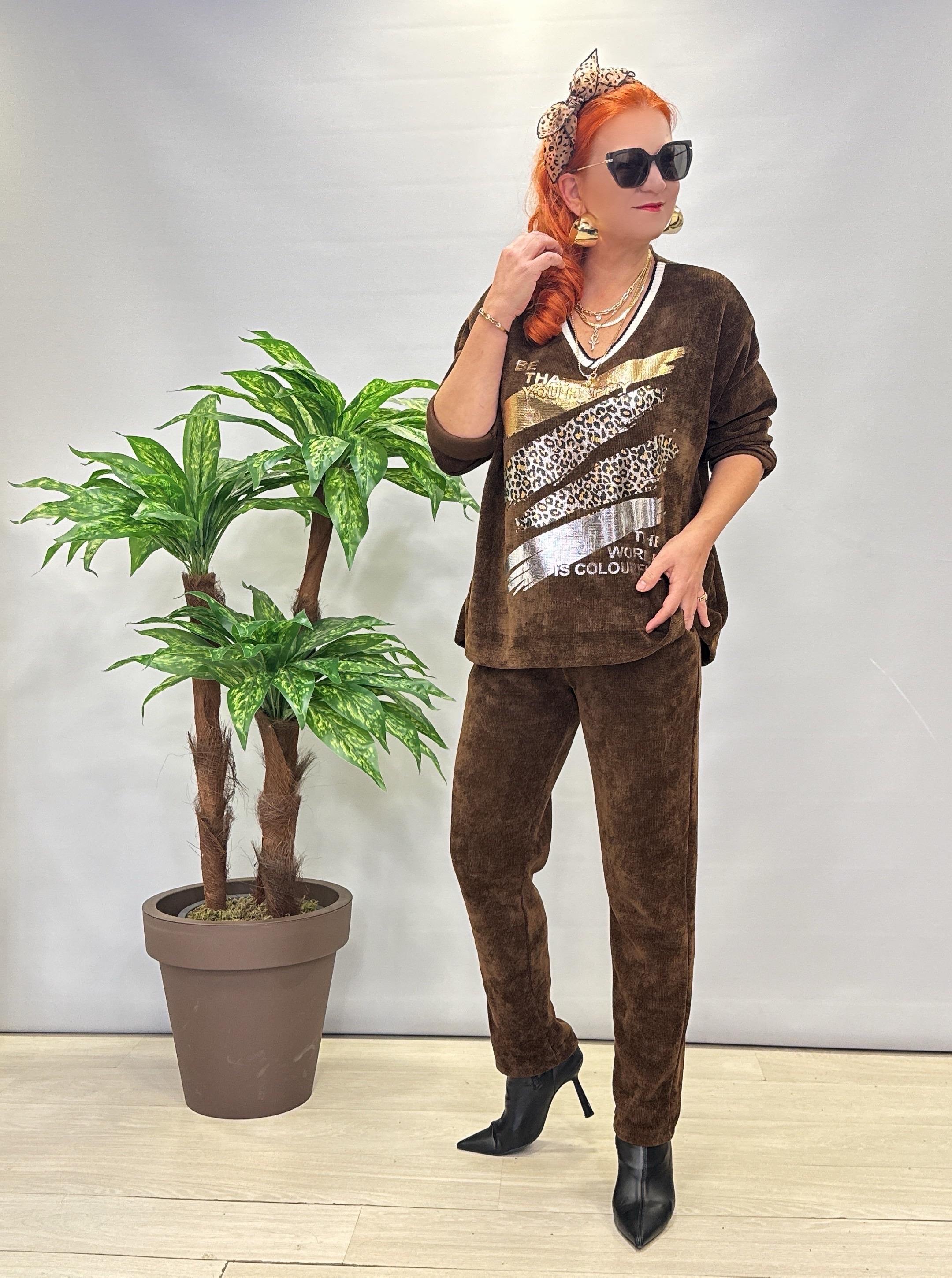 1875 V Yaka Şönil Kadife Takım Kahve