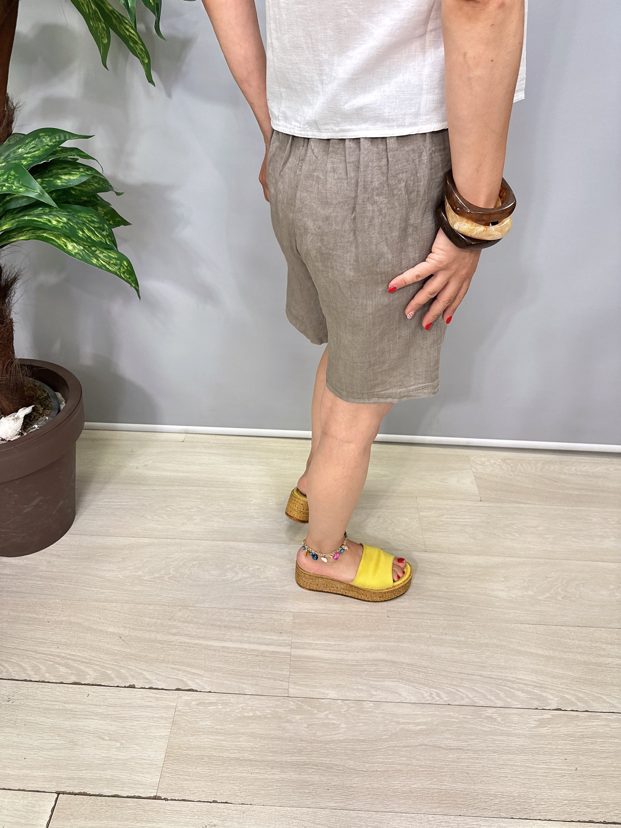 0107 Pamuk Keten Beli lastikli Italyan şort etek Vizon
