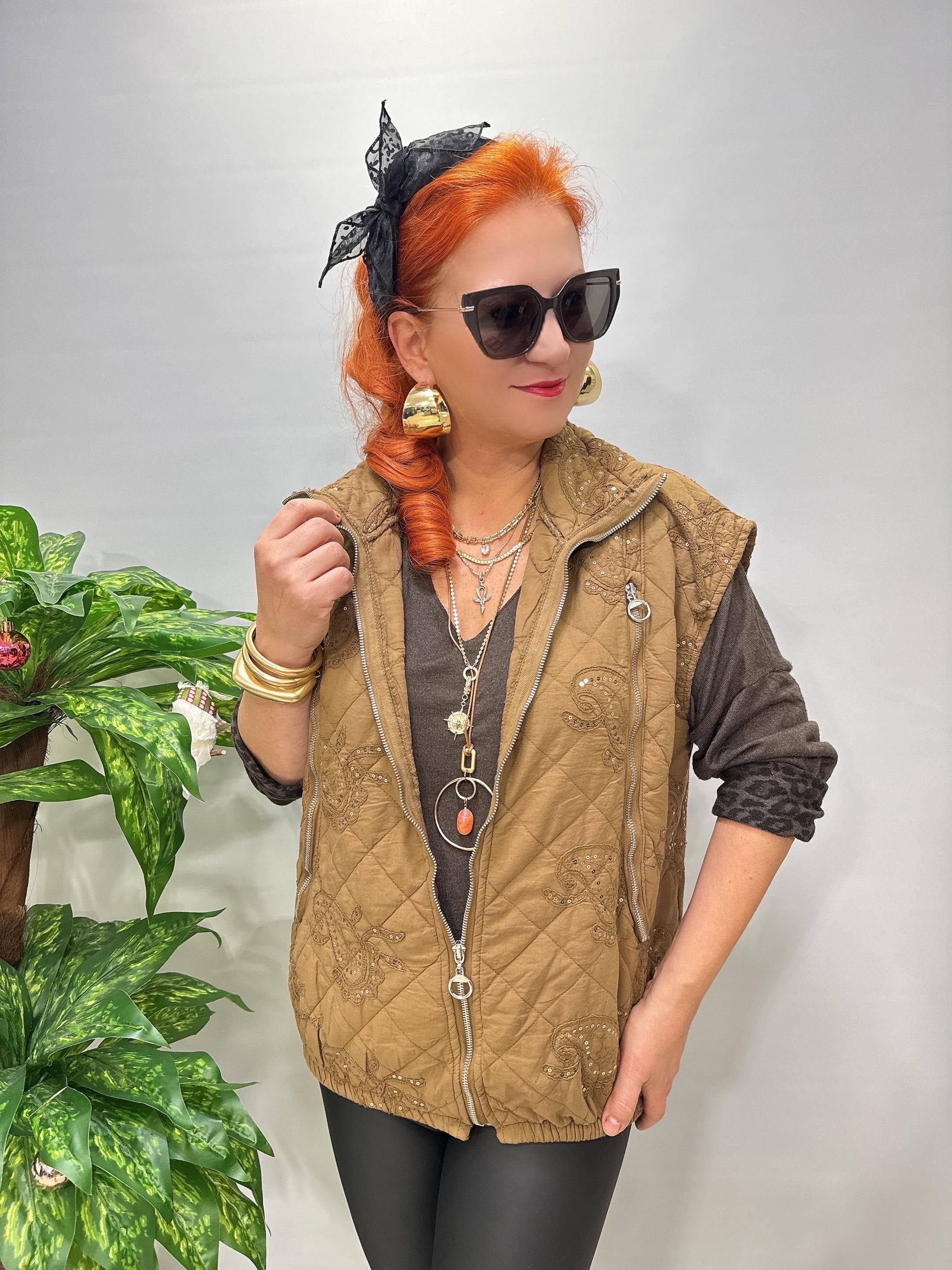 2626 Italyan Payet Detay Yelek Camel