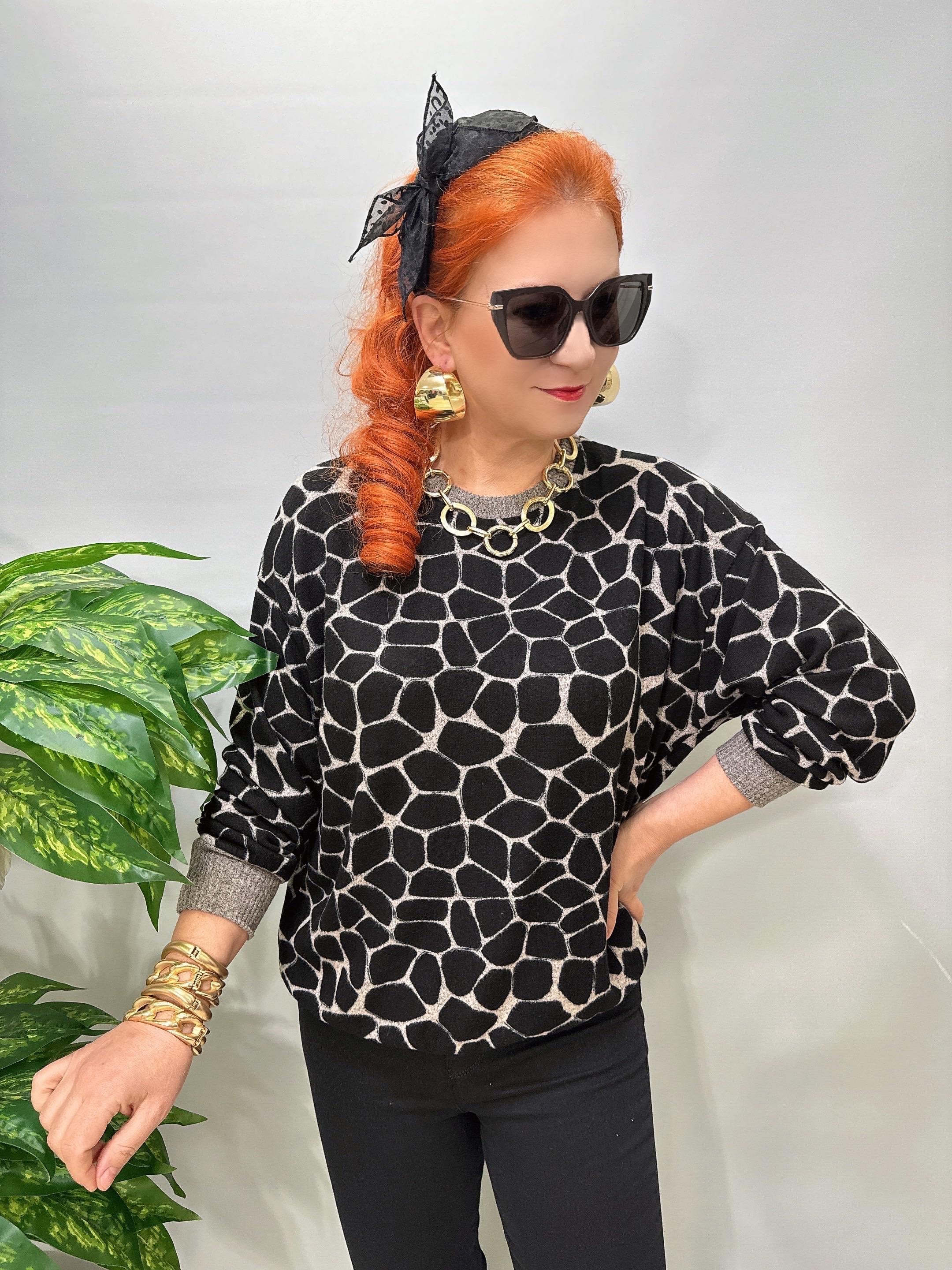 2826  Desenli Yumoş Bluz Vizon