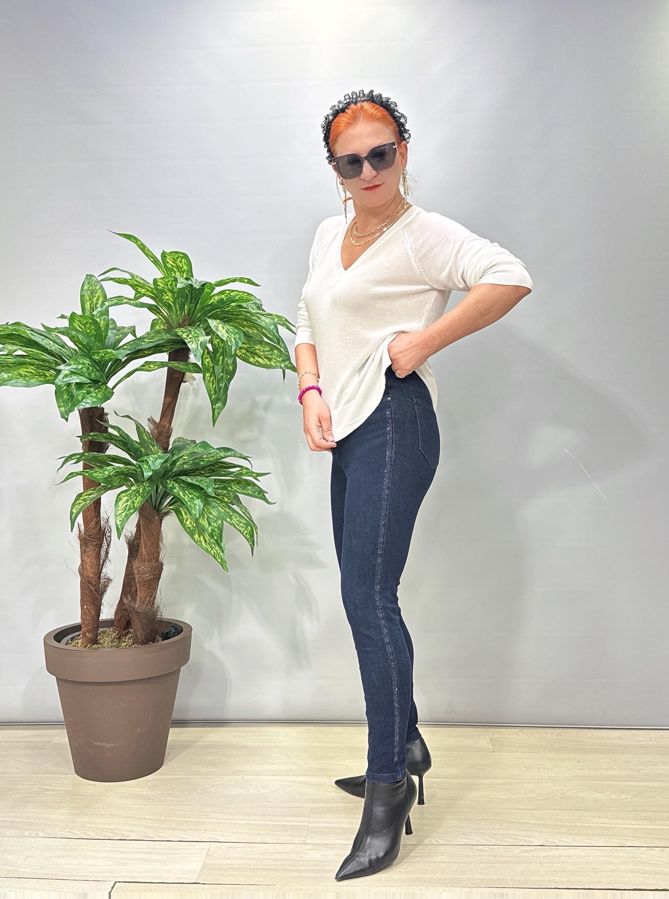 3111 Yanları Taş Detaylı Jean Pantolon Mavi