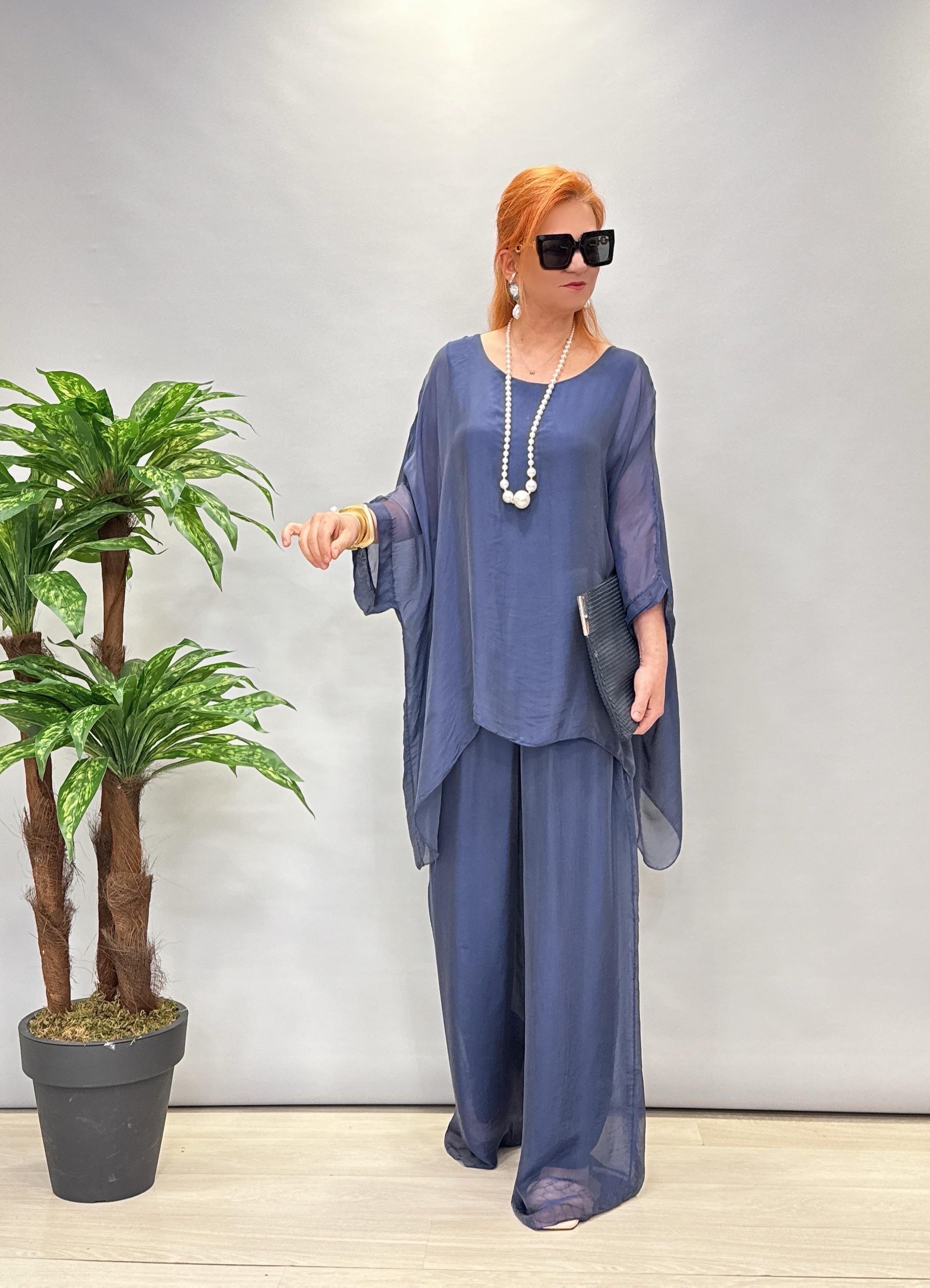 MNS 34034 İTALYAN İPEK TAKIM LACİVERT