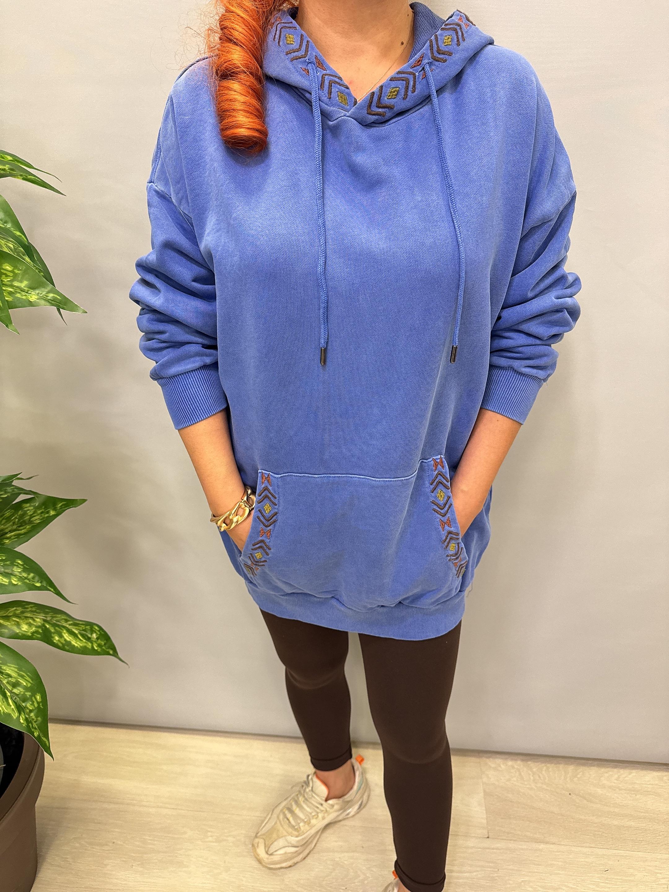 4532 Nakış Detaylı Sweatshirt Mavi