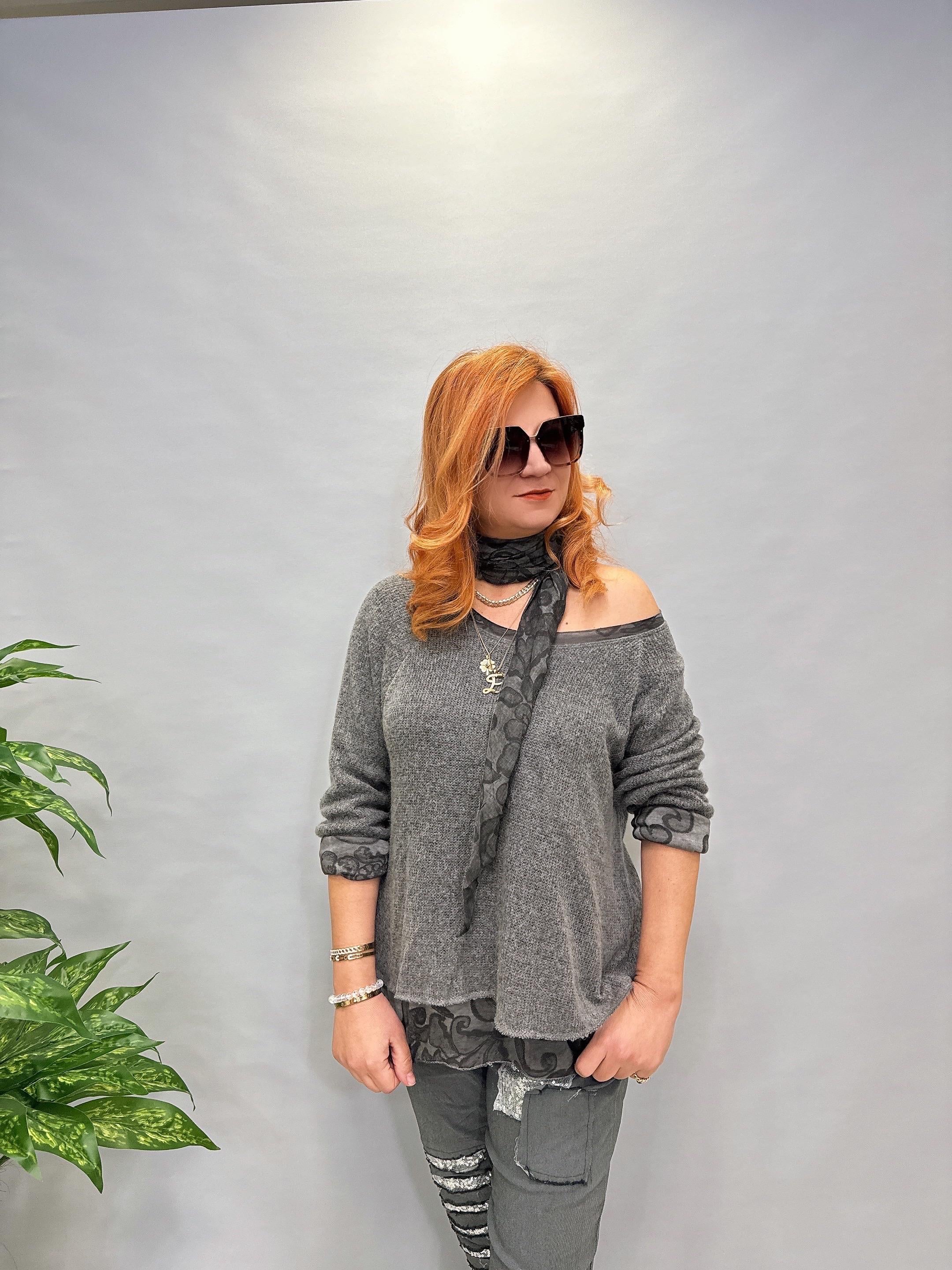 83643 İTALYAN FULARLI TRİKO  GRİ  46 BEDENE KADAR UYUMLU