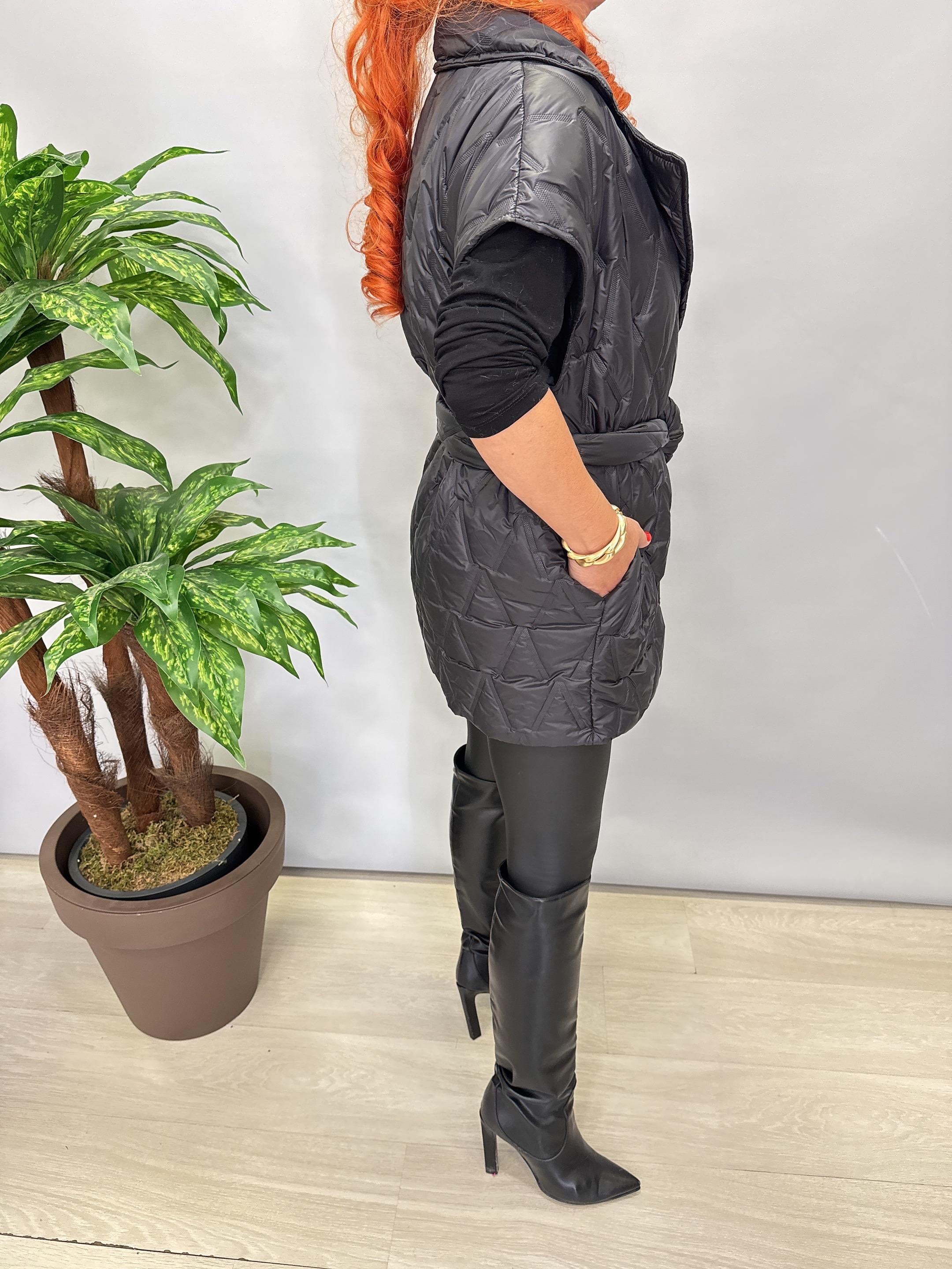 9898 Broş Detaylı Şişme Yelek Siyah