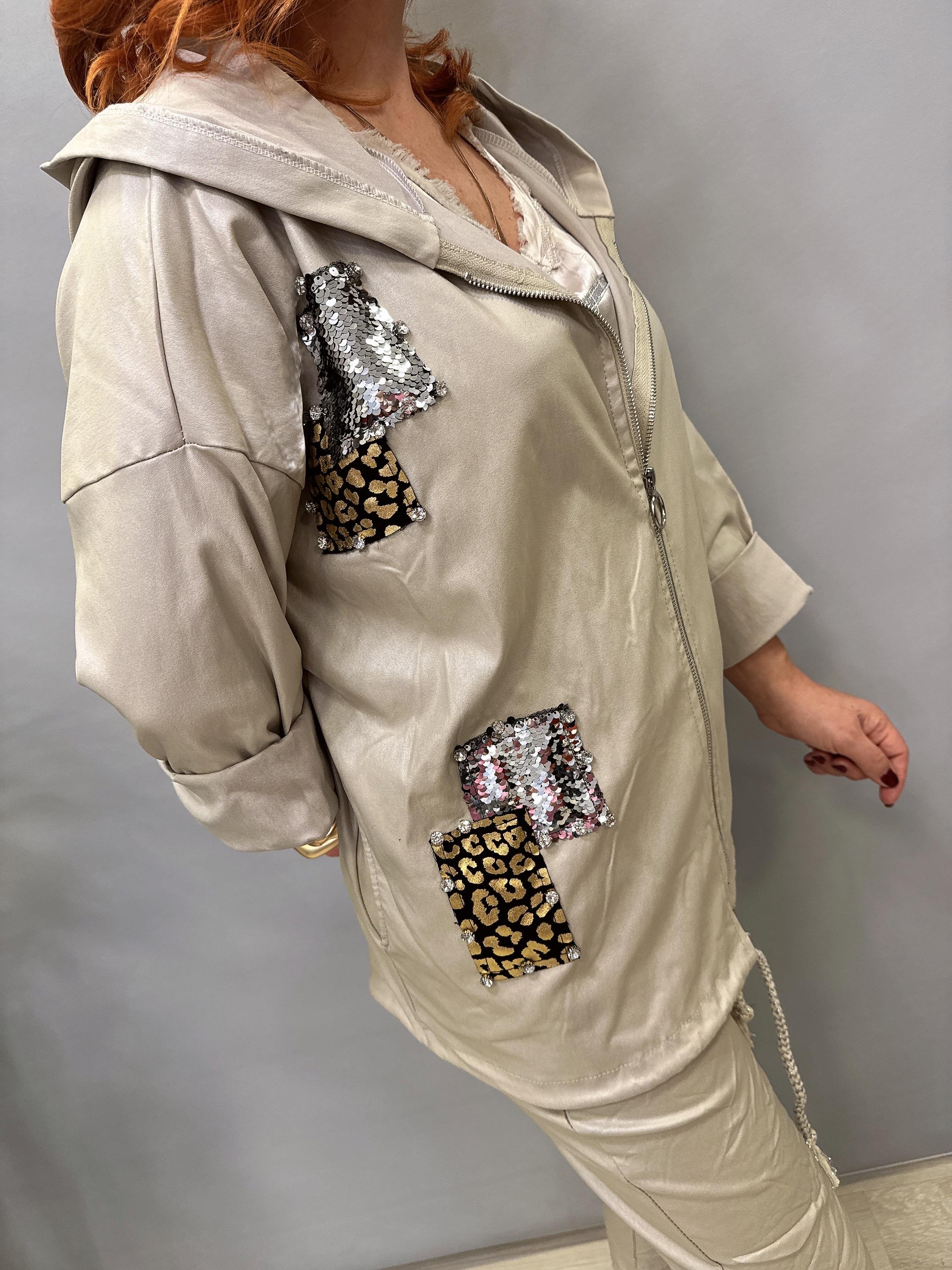 MNS 01017 İTALYAN PAYET DETAY DERİ CEKET TAŞ 38/46 ARASI UYGUNDUR