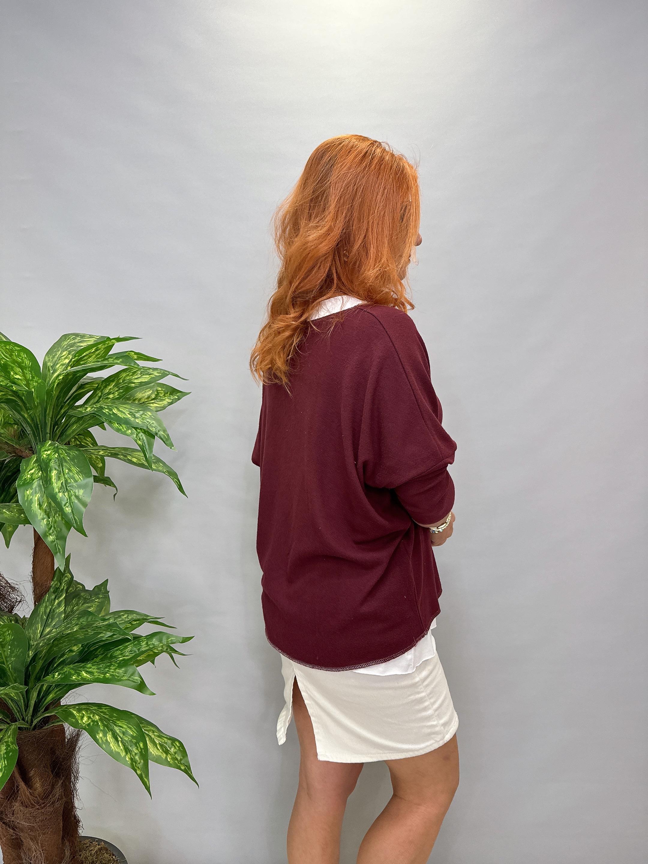 MNS 055 V YAKA YUMOŞ BLUZ ATLET DAHİL MÜRDÜM   46 BEDENE KADAR UYGUNDUR 