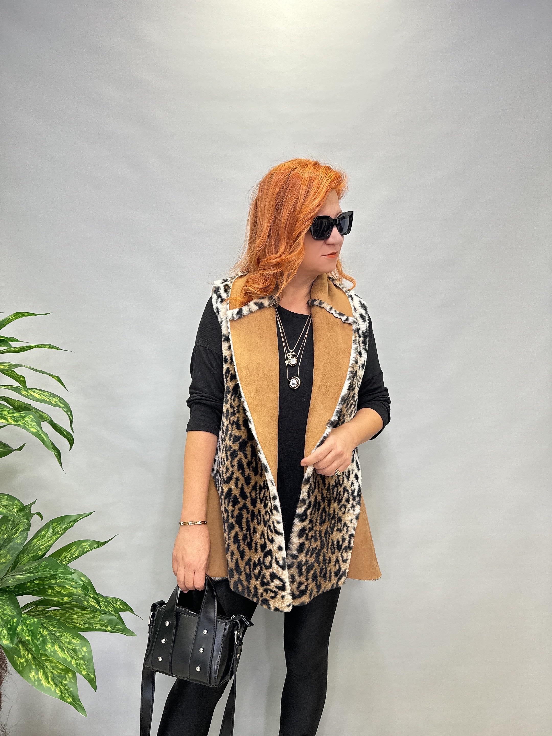 MNS 5075 İTALYAN ÇİFT TARAFLI  NUBUK DETAY KÜRKLÜ YELEK 42 BEDENE KADAR UYUMLU 