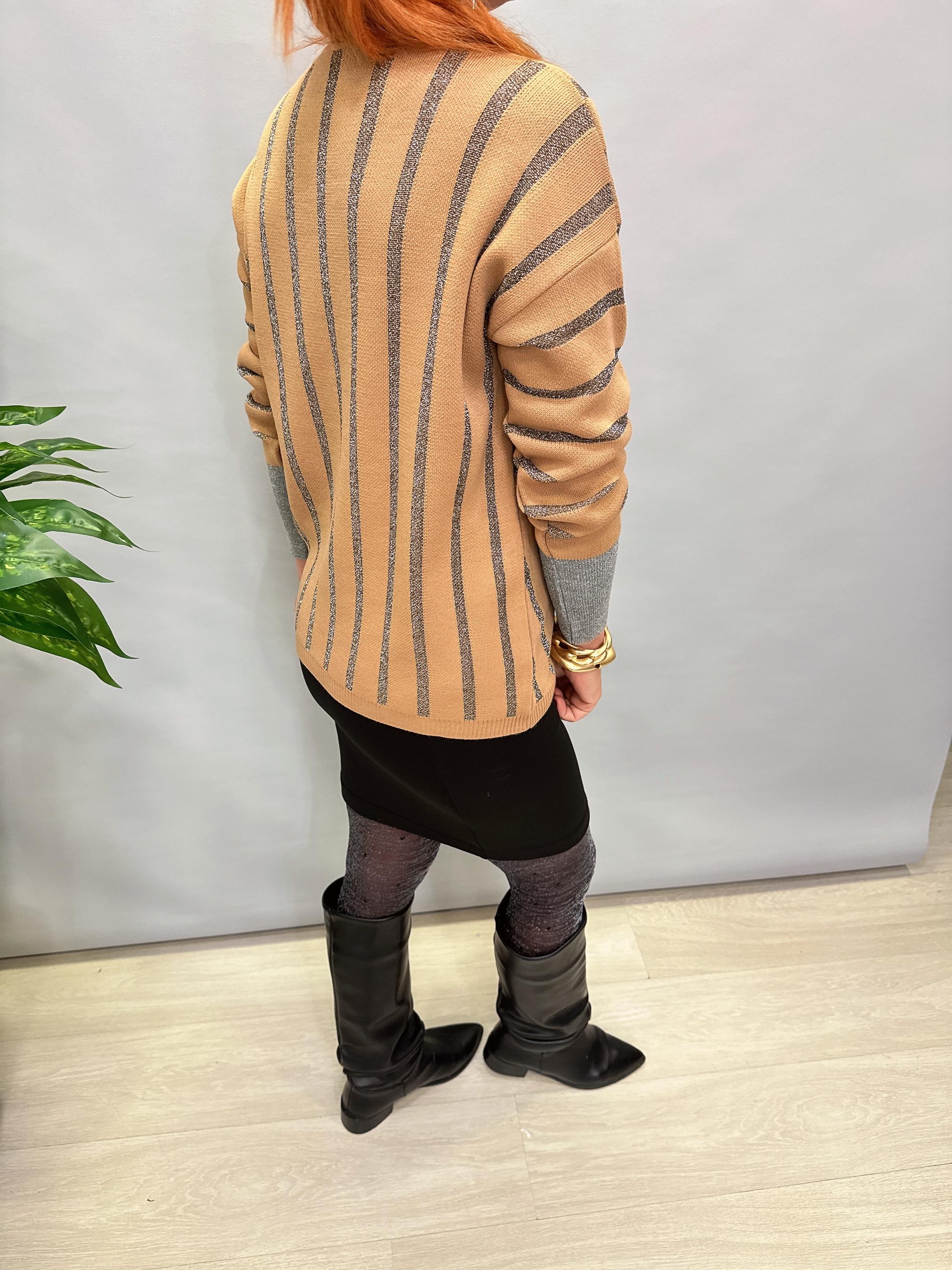 YNY MNS 3189 KOL DÜĞME DETAY TRİKO VİZON