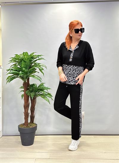 (1 BEDEN KÜÇÜK ALINIZ ) 092 LİKRALI LEOPAR DETAY TAKIM SİYAH 