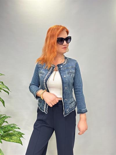 (1 BEDEN KÜÇÜK ALINIZ) LİKRALI TAŞ DETAYLI KOT CEKET