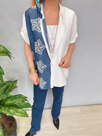 1245 İTALYAN NAKIŞ DETAY GÖMLEK