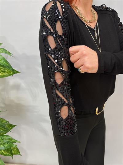 1508 Kollar Payet ve Tül Detaylı Çilek Triko Bluz Siyah