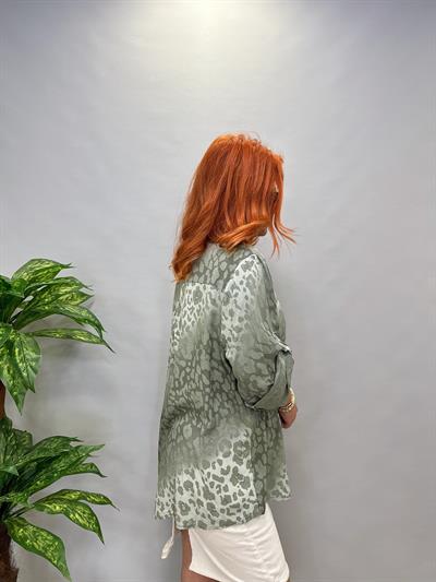 15451 İTALYAN PAYET DETAY LEOPAR BLUZ YEŞİL
