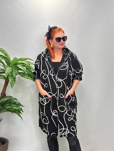 1751 Nakış Detay Kaban Sİyah