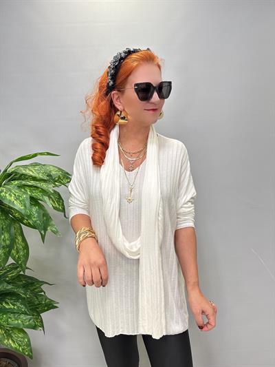 1765 Italyan Fularlı Bluz Beyaz