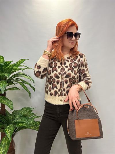 1810 LEOPAR DÜĞME DETAY HIRKA VİZON 