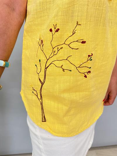 2047 Nakış Detaylı Bluz Sarı