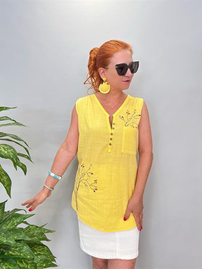 2047 Nakış Detaylı Bluz Sarı