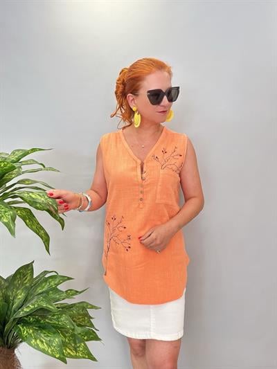 2047 Nakış Detaylı Bluz Yavruağzı