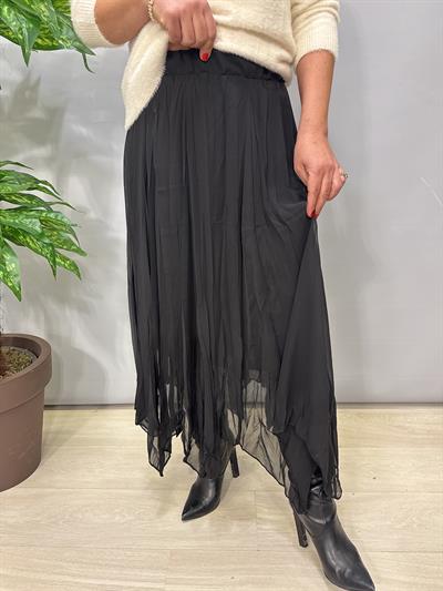 2126 Asimetrik Tül Etek Siyah