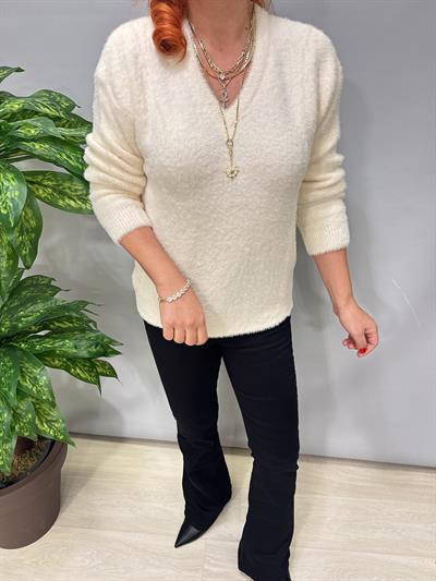 2126 V Yaka Sakal Triko Ekru