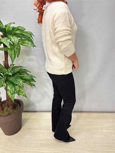 2126 V Yaka Sakal Triko Ekru