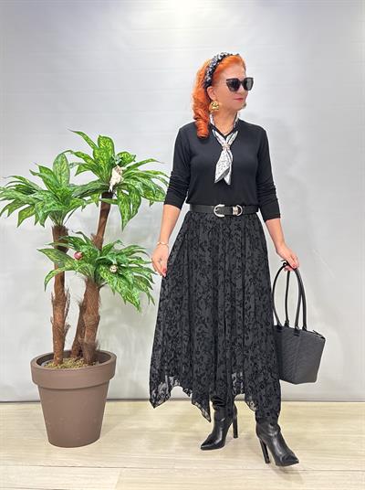 2188 Flok Kabartmalı Tül etek Siyah