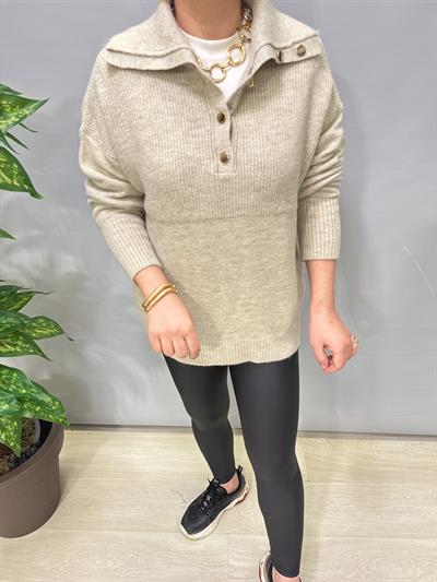 22733 DÜĞME DETAY TASARIM KAZAK Taş